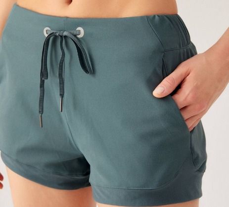 Yoga shorts with side pocket cheap