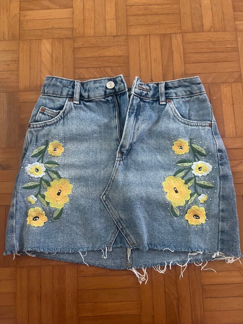 Top Shop denim mini skirt Women s Fashion Bottoms Skirts on Carousell