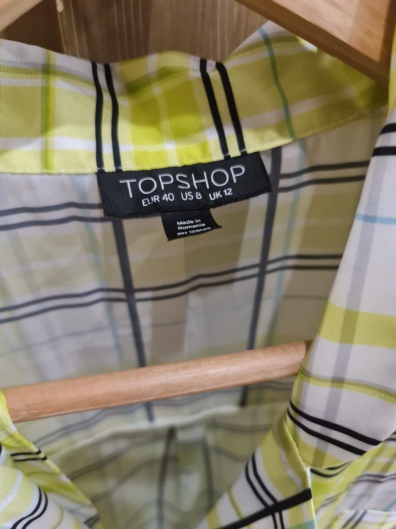 Topshot Jumpsuit (Category: Jumpsuits) located in Quezon City. Submitted by fp332 (Listing ID 1319630713, Image 2). Description: with minor stain (see last pic) but can be removed..