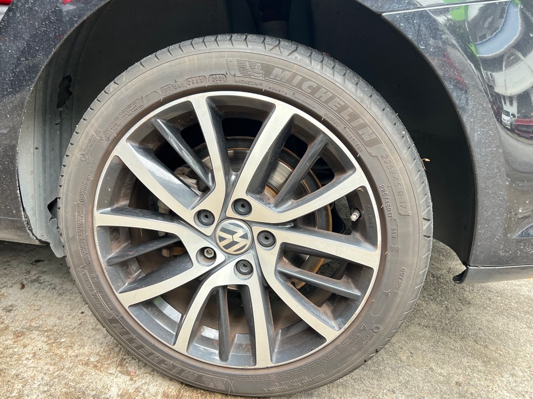 (Category: ) located in . Submitted by RS.AUTOMOTIVE (Listing ID 1319522589, Image 1). Description: .