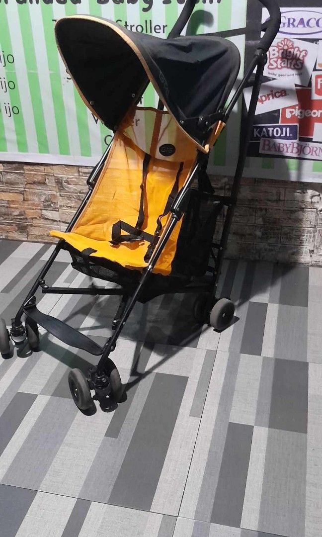Umbrella type stroller (Category: Strollers) located in Caloocan City. Submitted by Unicoijo02 (Listing ID 1319692070, Image 2). Description: .