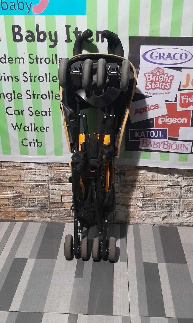 Umbrella type stroller (Category: Strollers) located in Caloocan City. Submitted by Unicoijo02 (Listing ID 1319692070, Image 3). Description: .