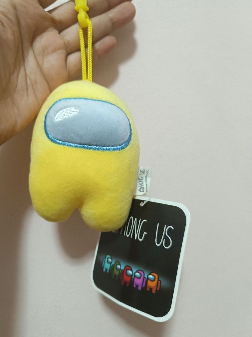 Among Us plush charm (Category: Plushies & Soft Toys) located in Manila. Submitted by Gom.Ez (Listing ID 1319827652, Image 1). Description: .