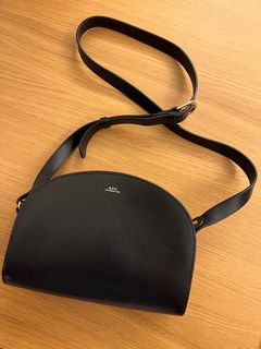（分類：）位於 。 由 looks181 提交（商品編號 1319828622，圖片 1）。簡介： 。