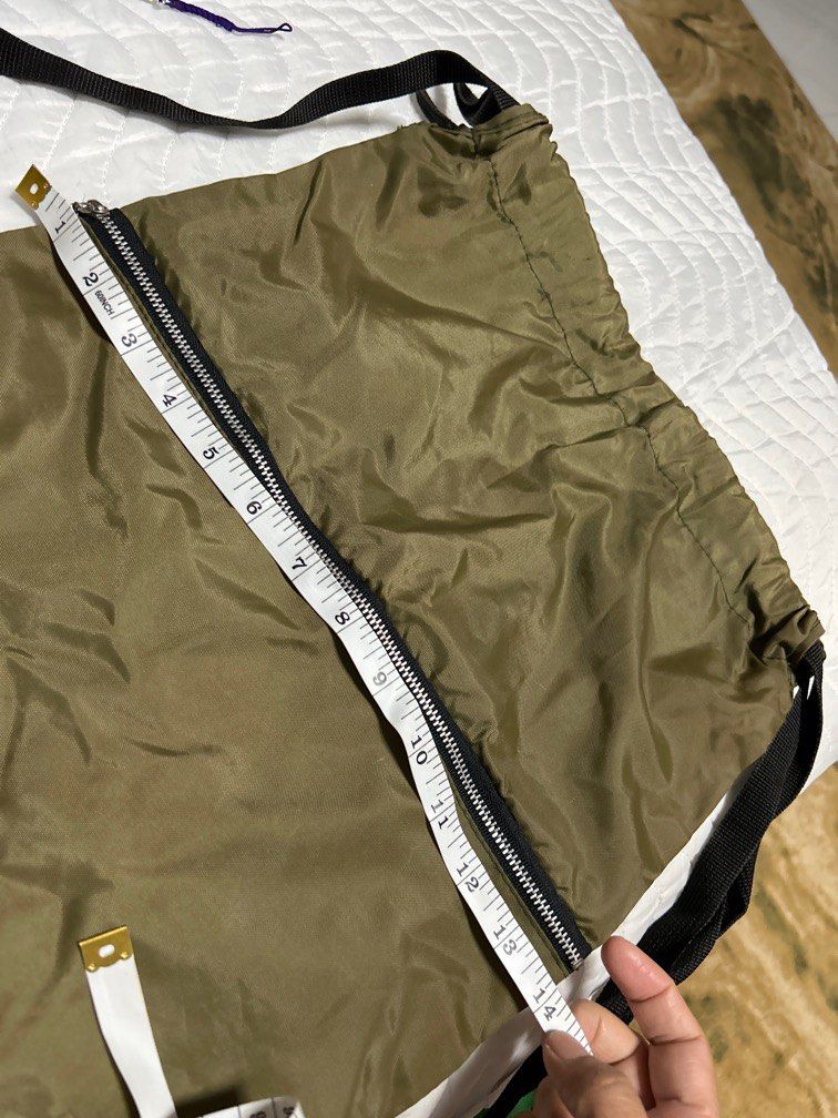 Army string light weight backpack (Category: Backpacks) located in Silang. Submitted by sari2bilina (Listing ID 1319854005, Image 3). Description: .