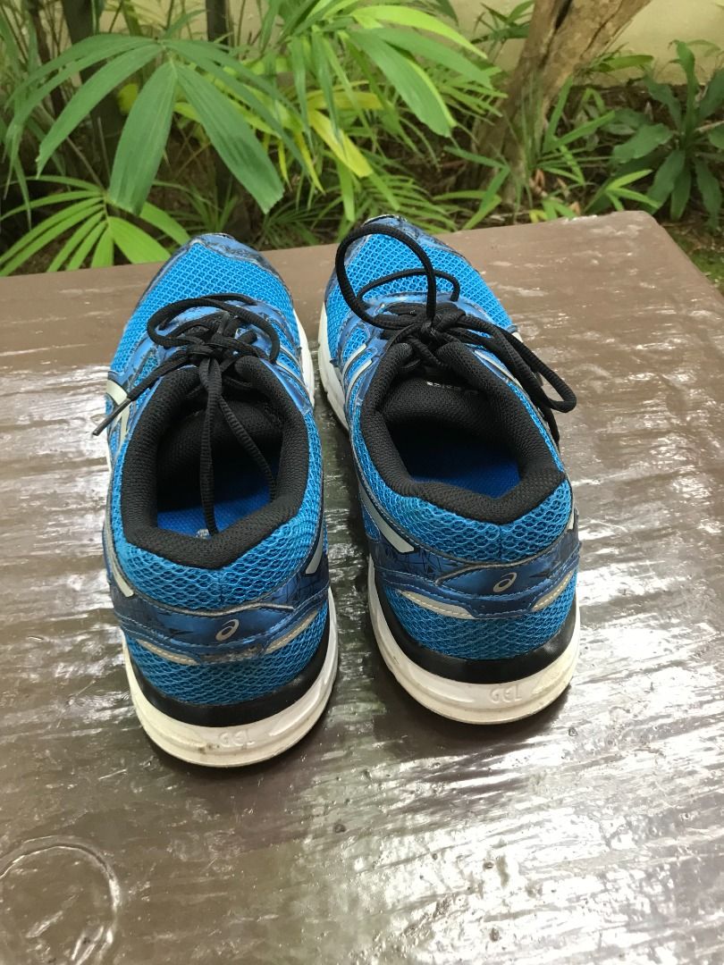 Authentic Asics Gel Excite 4 running shoes. Size US10.5 EU 44.5 CM 28.25