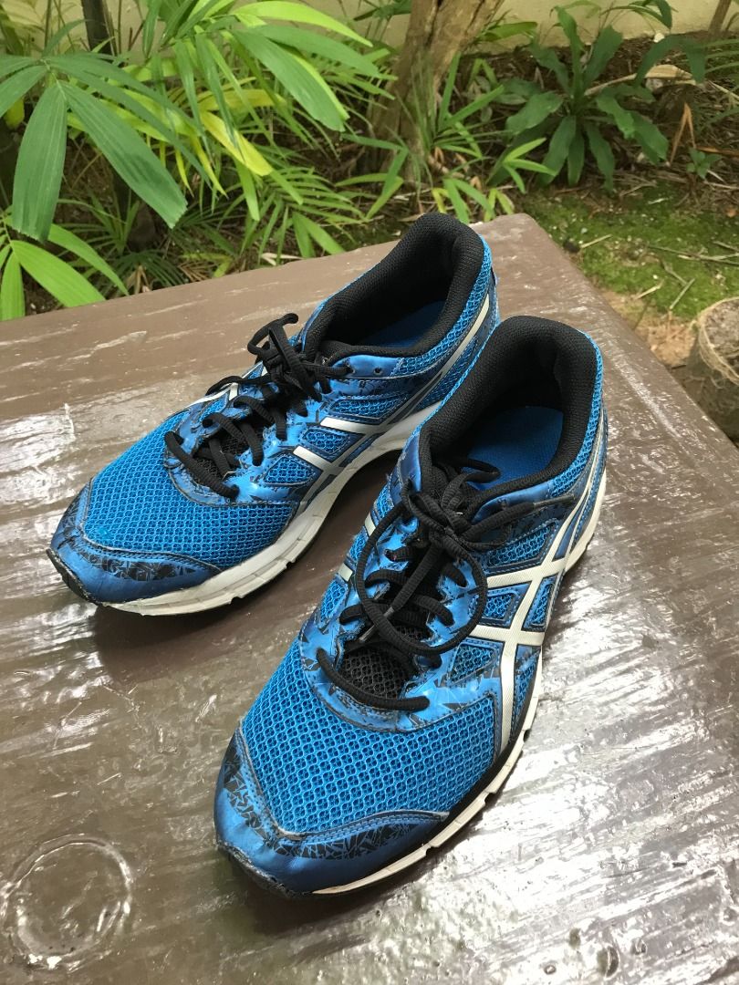 Asics gel running shoes size 5 cheap