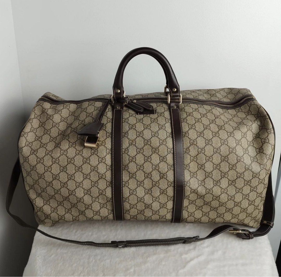 Gucci gg supreme duffle clearance