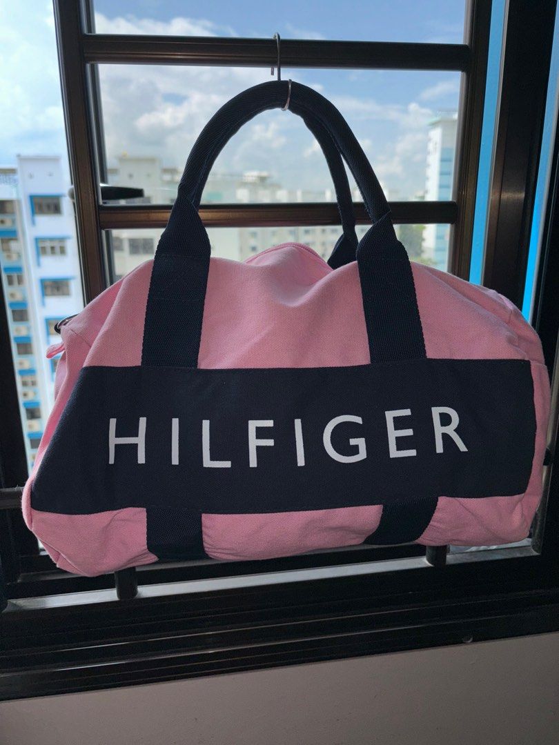 Authentic ‼️Tommy Hilfiger small duffle bag, Women's Fashion