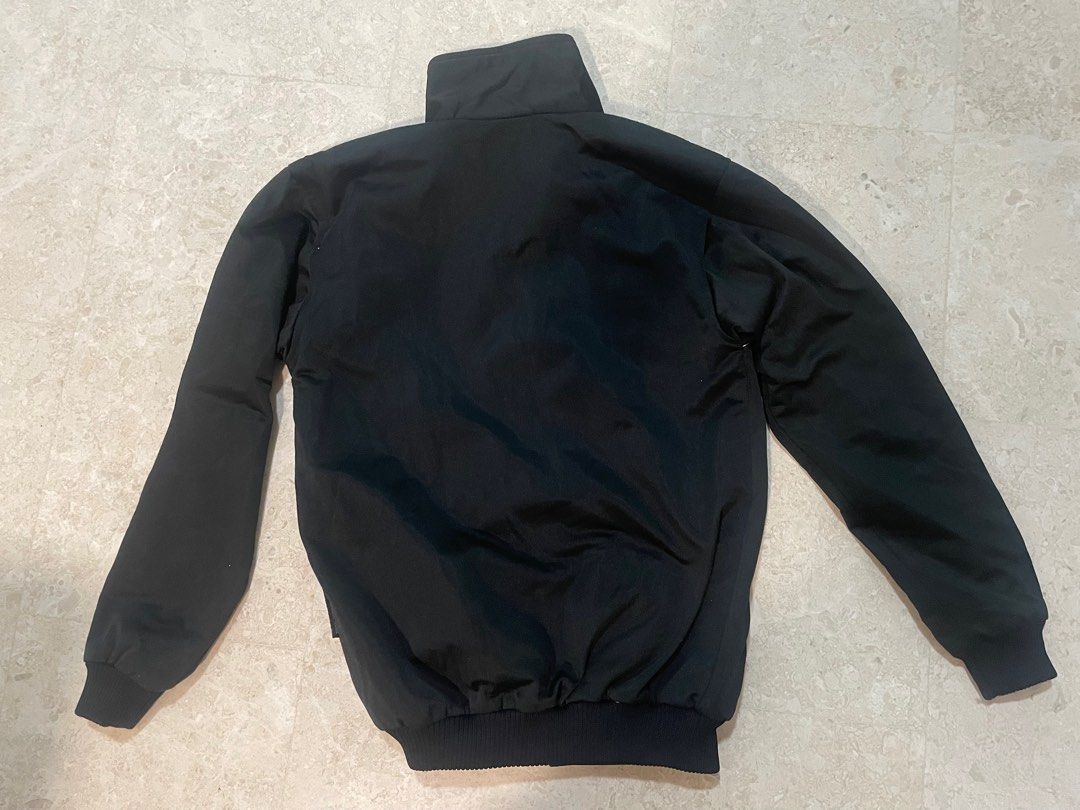Bomber jacket (Category: Coats, Jackets and Outerwear) located in Singapore. Submitted by ansonho (Listing ID 1319787082, Image 2). Description: .