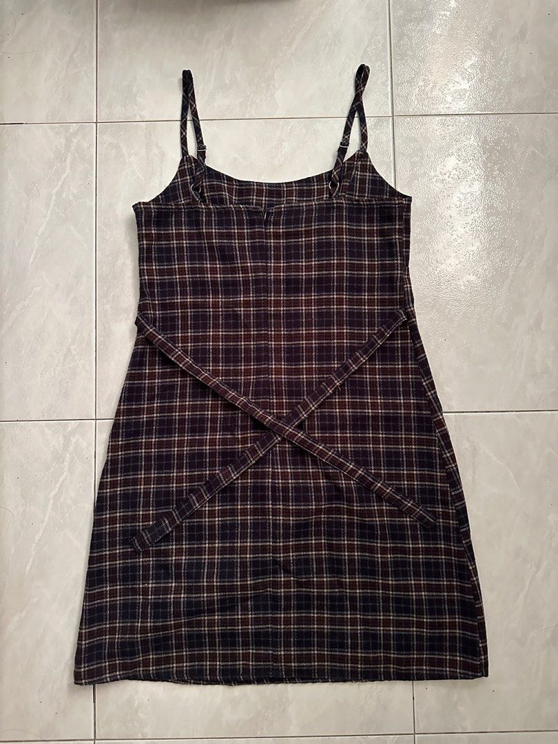 brandy melville colleen plaid mini dress, Women's Fashion, Dresses