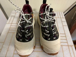 (Category: ) located in . Submitted by janeng1234 (Listing ID 1319739317, Image 1). Description: .