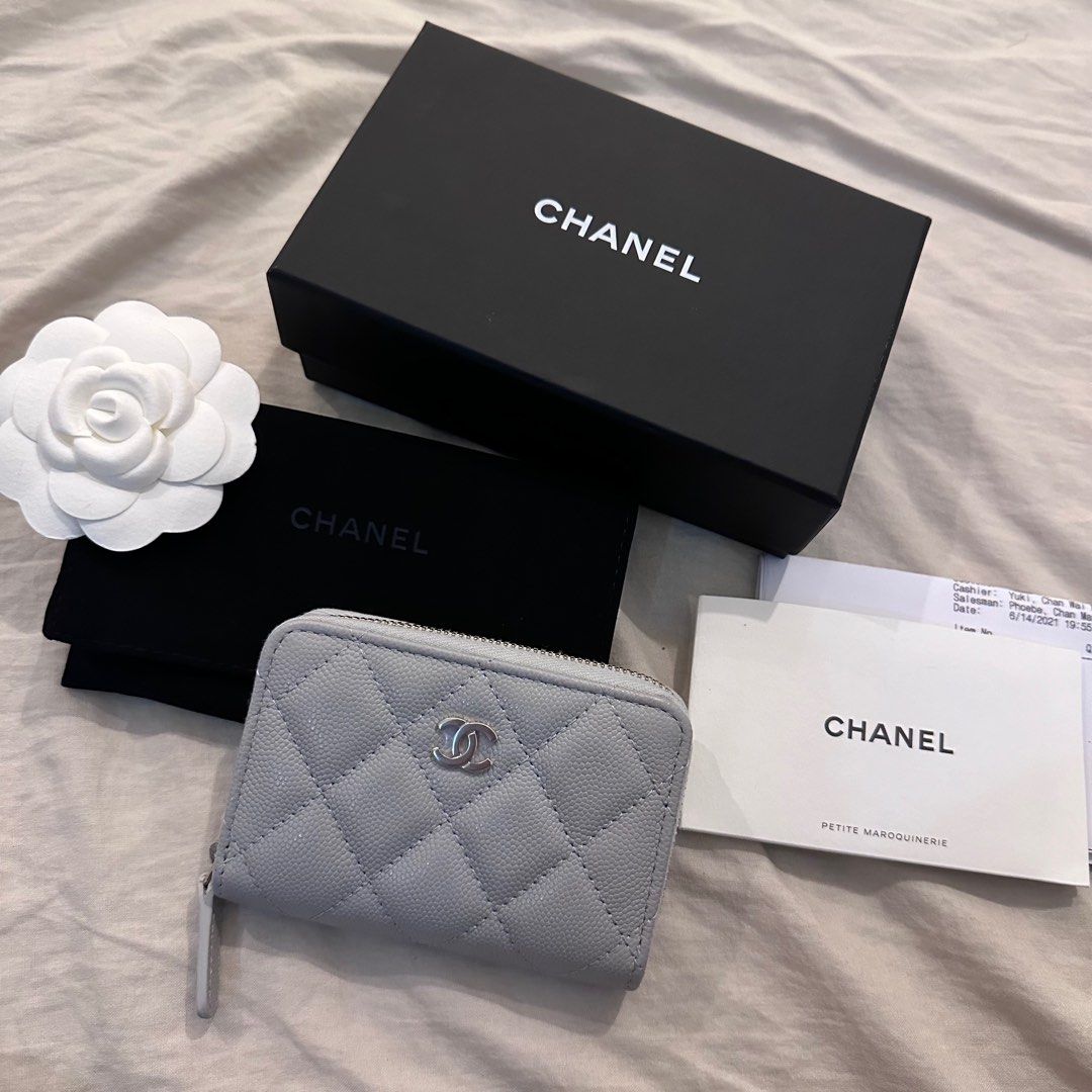 Chanel Zipped Cardholder (Category: Luxury Bags & Wallets) located in Manila. Submitted by closet.detash (Listing ID 1319815655, Image 1). Description: • Rare Gray Chanel Zippy GHW • Brandnew unused just stored and Authentic • Series 31 • Still with plastic seal on cc hardware • comes with Paperbag, Dustbag, Authenticity Card .