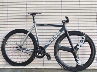 (Category: ) located in . Submitted by junoson (Listing ID 1319769892, Image 1). Description: .