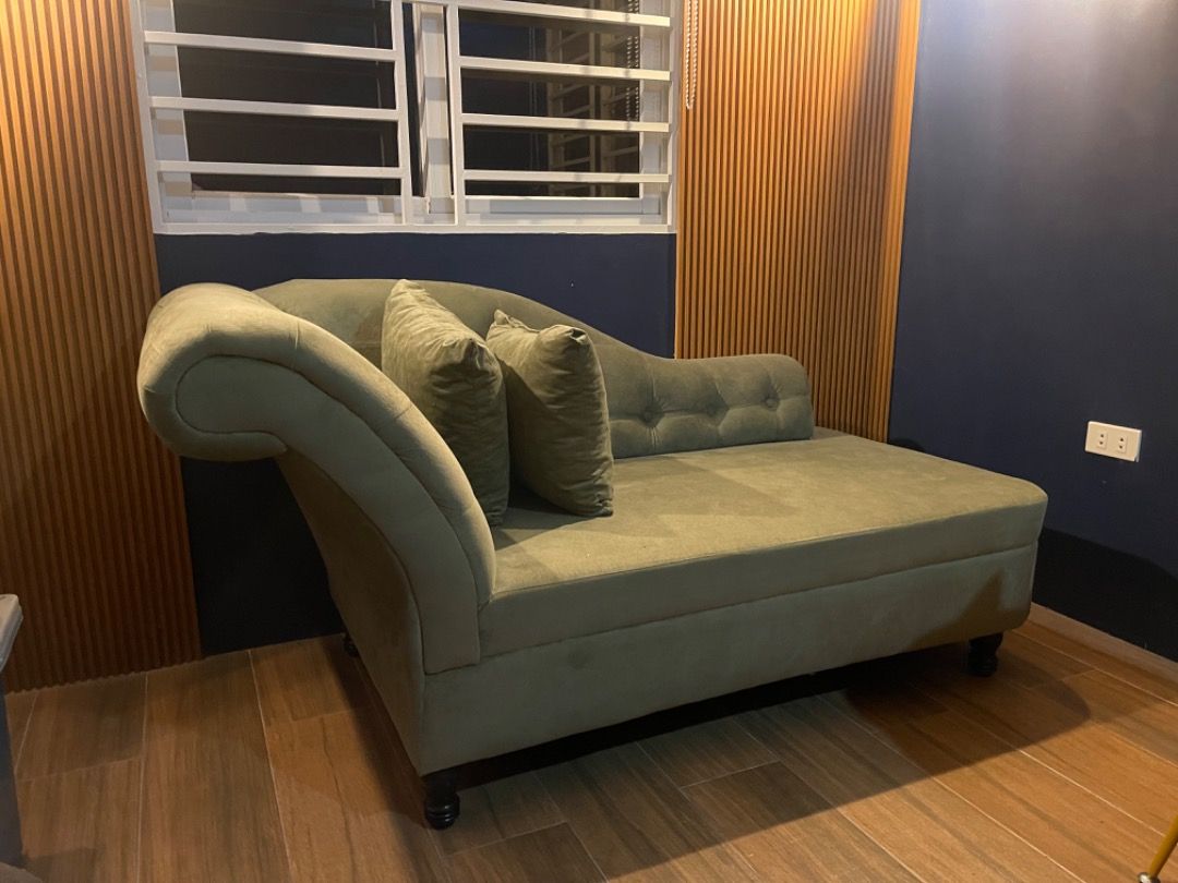 Cleopatra sofa (Category: Sofas) located in Caloocan City. Submitted by camilleros28084 (Listing ID 1319869704, Image 3). Description: i have a loopbed in my room and i buy this sofa when im in vacation, but then i got pregnant so i buy a new bed, and this sofa is now on stocked and didnt used so i want to sell instead. i didnt used it before its good condition like a new one. Who are interested, this is my contact no. Camille tagudin- 0916294932