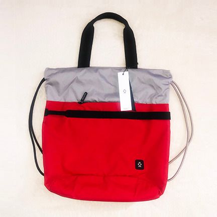 CRUMPLER Tote/ Backpack Bag (Category: Backpacks) located in Makati City. Submitted by interesthings.ph (Listing ID 1319781547, Image 2). Description: CRUMPLER GASKET ♦️Flexible tote bag that doubles as a backpack. ♦️Made from weather resistant nylon ♦️Padded handles and drawstring straps ♦️One Front pocket / 2 Inside pockets ♦️Size: W 16.5” x H 14” x 4” ♦️Brand new from Australia.