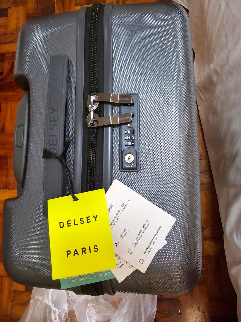 Delsey luggage 67 cm Medium (Category: Luggage) located in Valenzuela. Submitted by mluck (Listing ID 1319763865, Image 3). Description: .