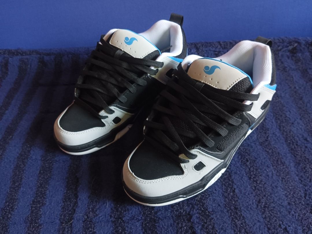 dvs skate shoes not globe circa etnies lakai es dc vans osiris fallen axion adio Men s Fashion Footwear Sneakers on Carousell