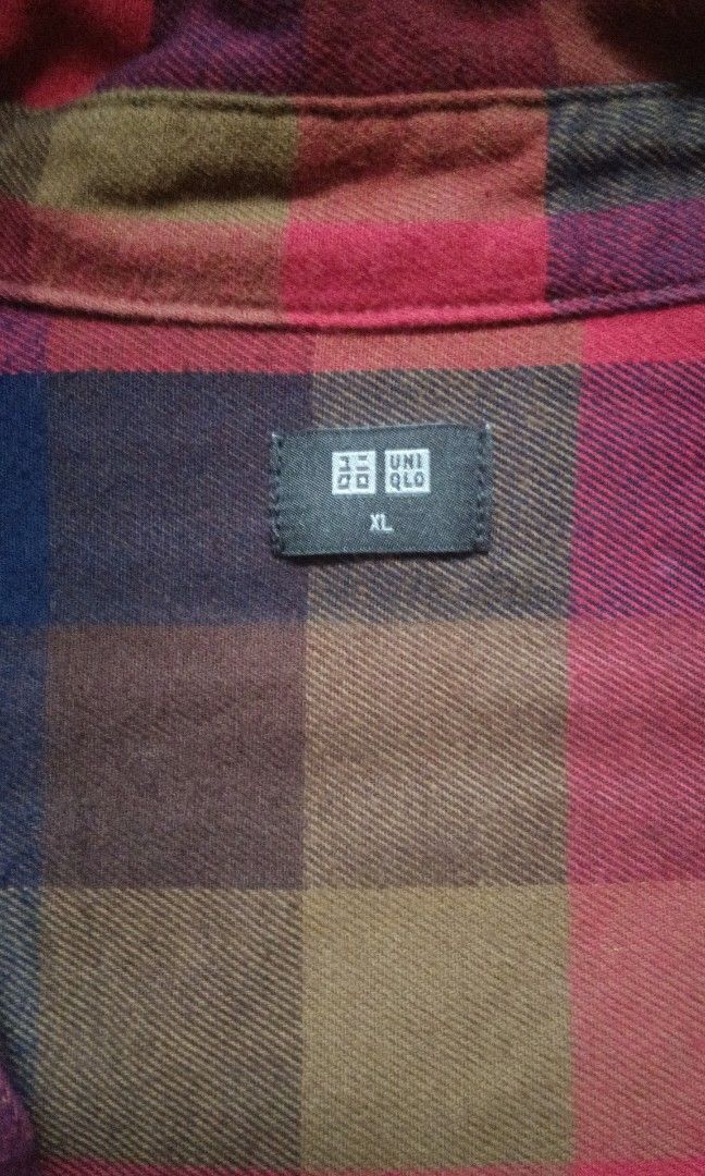 Flannels (Category: Longsleeves) located in Singapore. Submitted by ticklm (Listing ID 1319745841, Image 5). Description: All quite baggy except for the light brown one cause it's quite tight fitting for me. Selling at $5 each. Light Brown Flannel ✅ Red Flannel ✅ Black Flannel ✅ Pink Flannel ✅ Dm for any questions ^_^.