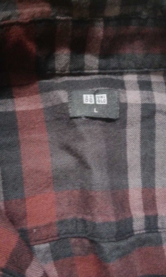 Flannels (Category: Longsleeves) located in Singapore. Submitted by ticklm (Listing ID 1319745841, Image 7). Description: All quite baggy except for the light brown one cause it's quite tight fitting for me. Selling at $5 each. Light Brown Flannel ✅ Red Flannel ✅ Black Flannel ✅ Pink Flannel ✅ Dm for any questions ^_^.