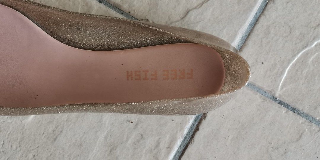 Free fish shoes hot sale