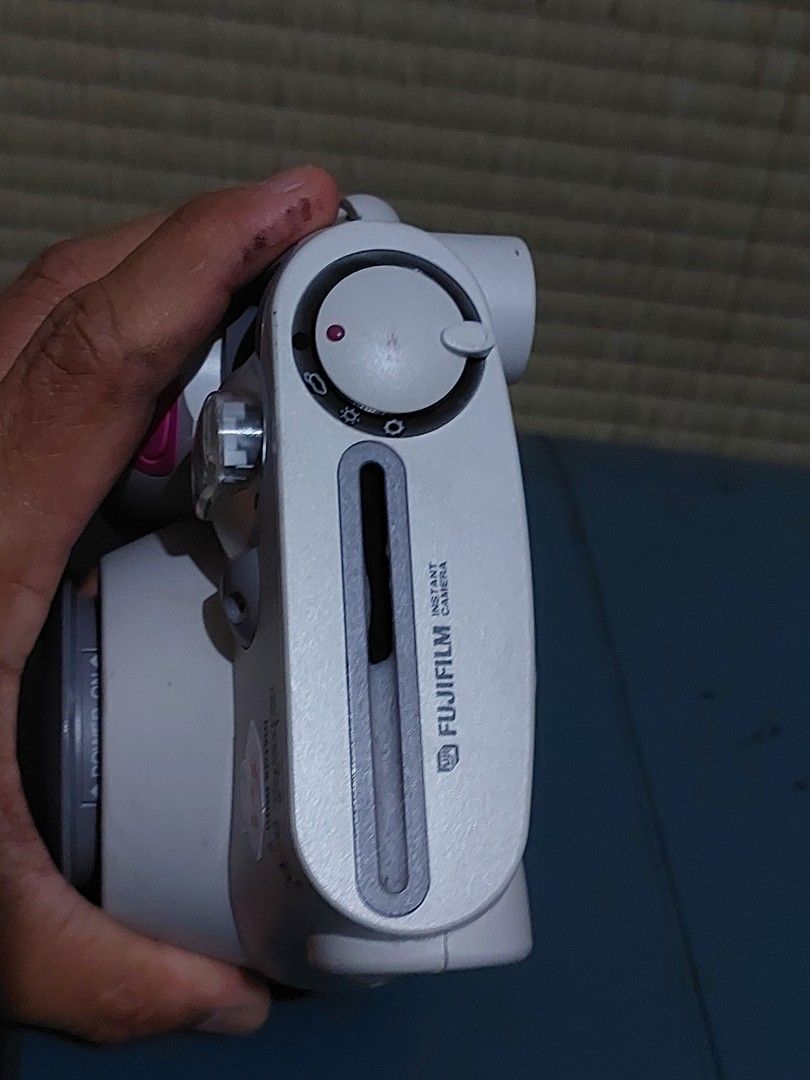 Fujifilm fujinon instax mini7 camera As is condition Untested (Category: Cameras) located in Quezon City. Submitted by jpnvintageonline (Listing ID 1319729576, Image 3). Description: Fujifilm fujinon instax mini7 camera As is condition Untested.