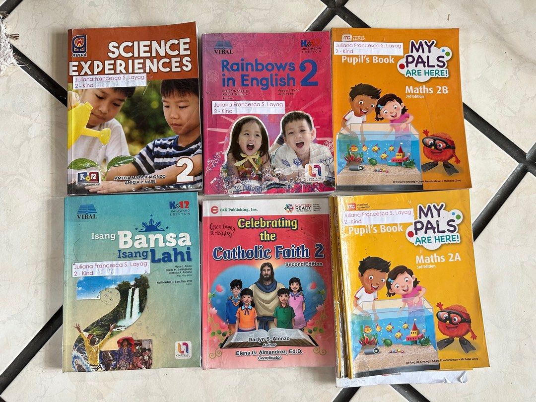 Grade 2 school books (Category: Textbooks) located in Marikina City. Submitted by fabfinds_online2024 (Listing ID 1317558956, Image 1). Description: Used grade 2 books from St Scholastica.
