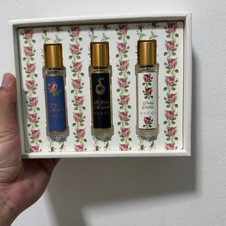 (Category: ) located in . Submitted by perfumesrus.sg (Listing ID 1319716995, Image 1). Description: .