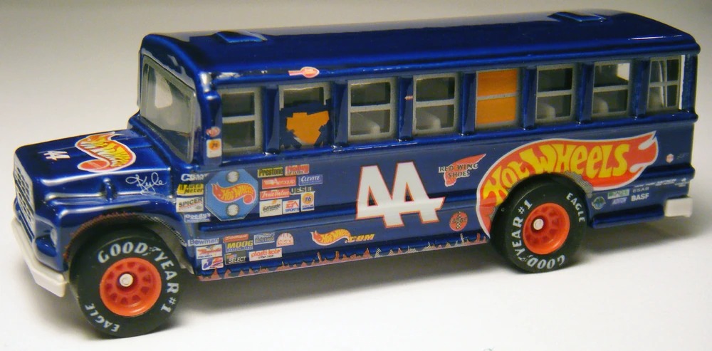 HOT WHEELS Racing school bus series, Hobbies & Toys, Toys & Games on ...