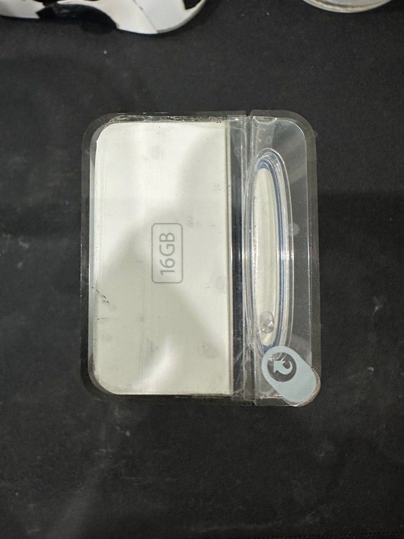 Ipod nano 4th gen BNEW Sealed not ipod classic (Category: Portable Audio Accessories) located in Manila. Submitted by pancitcantoon (Listing ID 1319852897, Image 3). Description: Bnew Sealed For collectors 😁 Slightly nego Not on a rush selling this :) .