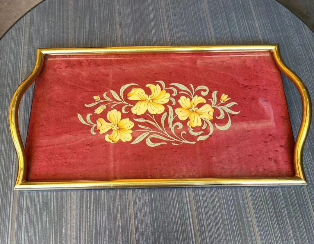 Italian tray (Category: Other Kitchenware & Tableware) located in Santa Rosa. Submitted by collectiblesitems.ph (Listing ID 1319846094, Image 1). Description: Minimal gold rust due to storage. Size: 14x9 inches. Japan sourced.