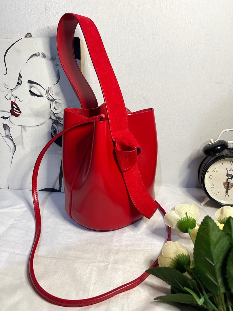 Kwani bucket bag hot sale