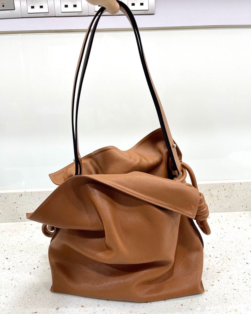 Loewe Flamenco Knot