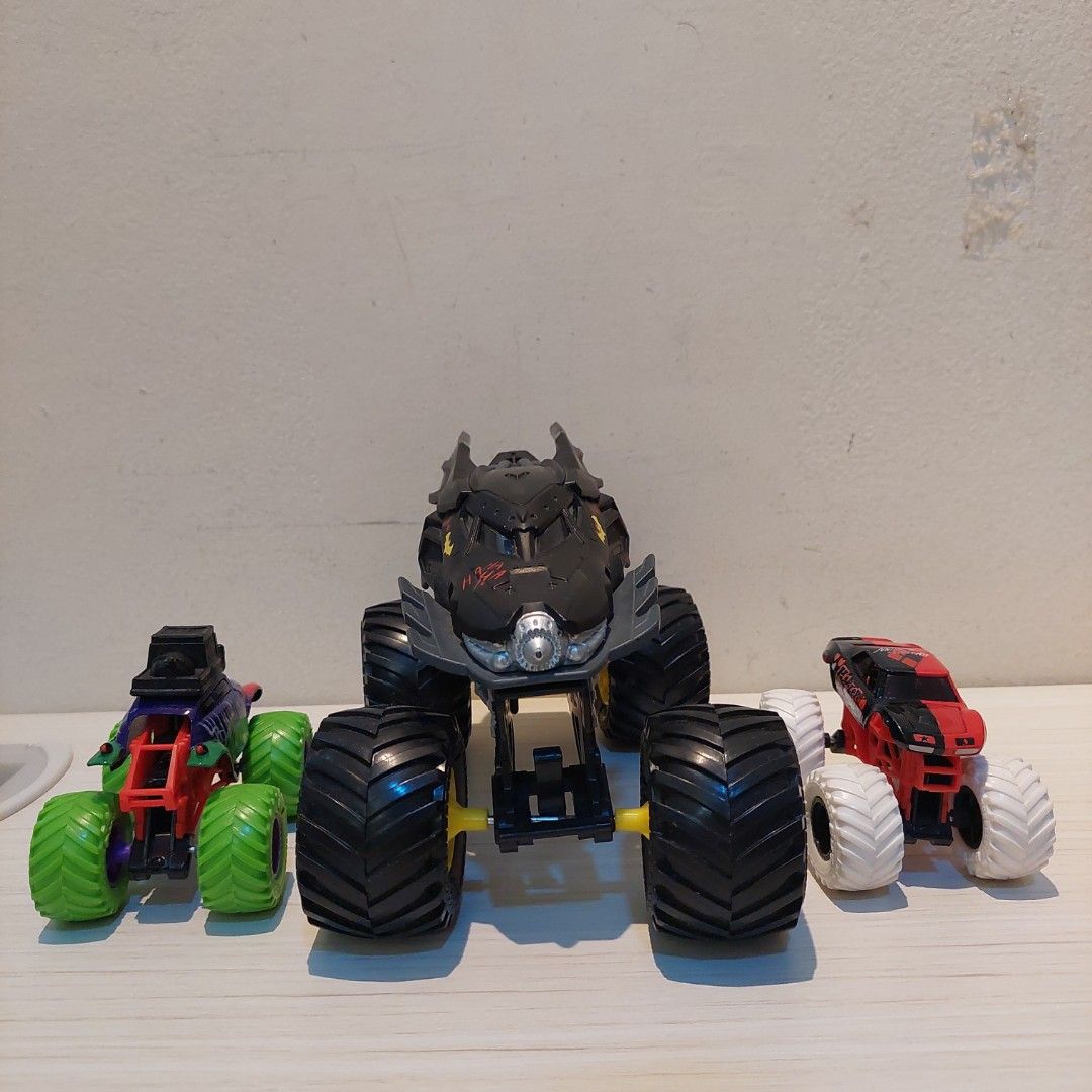 Mainan Monster Mobil Monster Jam