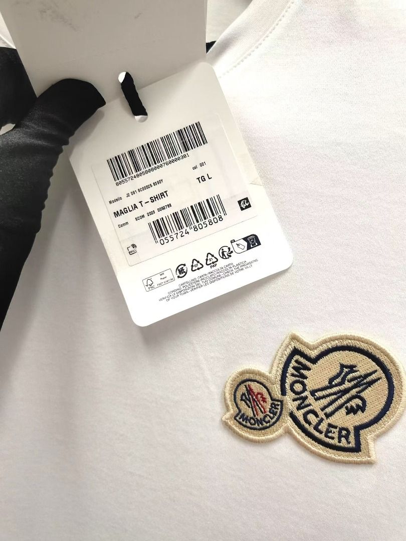Moncler Logo Patch T Shirt for Men in White 8C00025 8390Y 001 Size S M L Carousell
