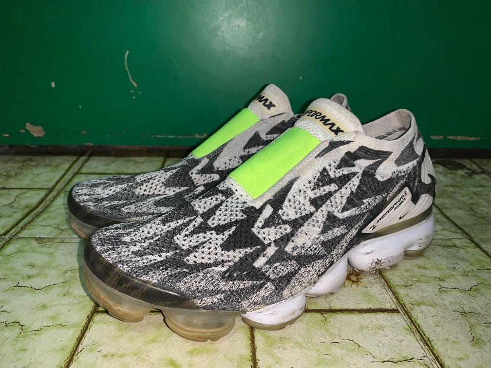 Nike Acronym x Air VaporMax Moc 2 Light Bone Carousell