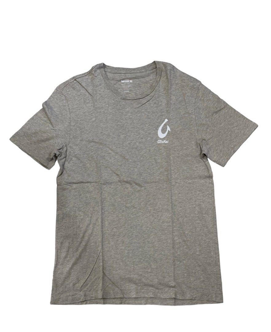 Olukai T Shirt Fesyen Pria Pakaian Atasan di Carousell