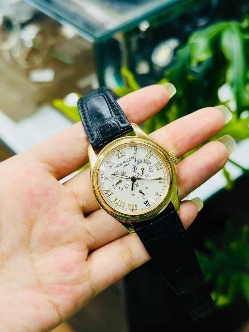 Patek Philippe 5035R Rose gold Annual calender