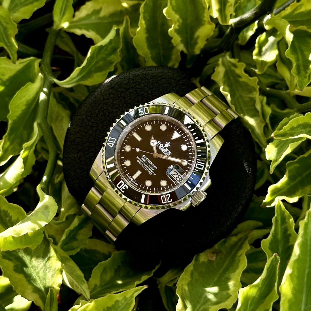 Submariner logo on sale