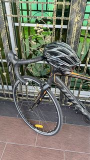 what bikes are similar to peloton