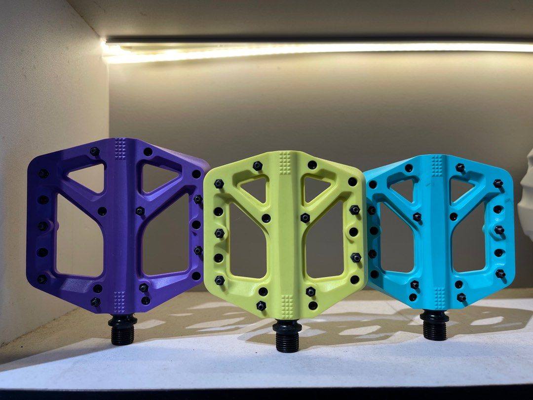 SALE Crank brothers stamp 1 pedals large small Free postage Emmanuel Cycles