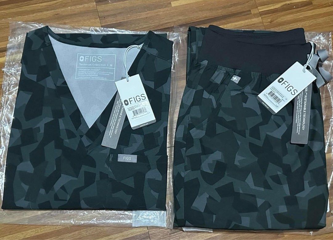 SALE FIGS Set Limited Edition (Category: Sets or Coordinates) located in Cebu City. Submitted by belly.dego (Listing ID 1319781861, Image 2). Description: ONHAND FIGS FREEx Limited Edition Camo Bonsai (Military) Catarina Top Highwaisted Zamora Joggers (Petite) Medium and Large One set each available only.
