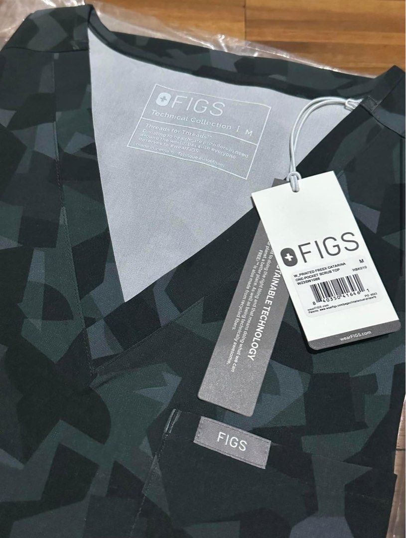 SALE FIGS Set Limited Edition (Category: Sets or Coordinates) located in Cebu City. Submitted by belly.dego (Listing ID 1319781861, Image 3). Description: ONHAND FIGS FREEx Limited Edition Camo Bonsai (Military) Catarina Top Highwaisted Zamora Joggers (Petite) Medium and Large One set each available only.