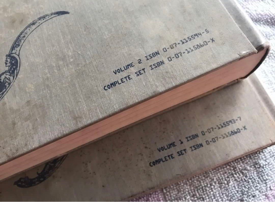 Principles of Surgery Vol 1 & 2 (Category: Textbooks) located in Quezon City. Submitted by goodstuff_4sale (Listing ID 1319699885, Image 3). Description: I never used this… has plastic cover no markings, writings ir fold on the pages Principles of Surgery - Schwartz 2 Volumes hardbound 7th ed international ed Gcash grab lalamove jrs j&t.