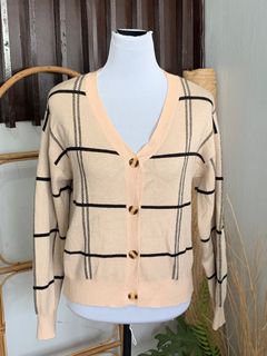 (Category: ) located in . Submitted by StylePoise (Listing ID 1319841480, Image 1). Description: .
