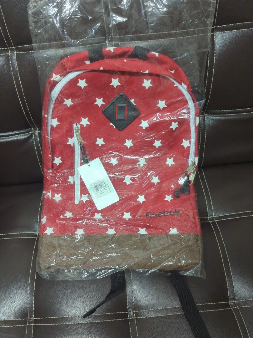 Star Pattern Backpack - Red （分類：背囊）位於 Hong Kong。 由 happyobbi 提交（商品編號 1319840848，圖片 1）。簡介： 。