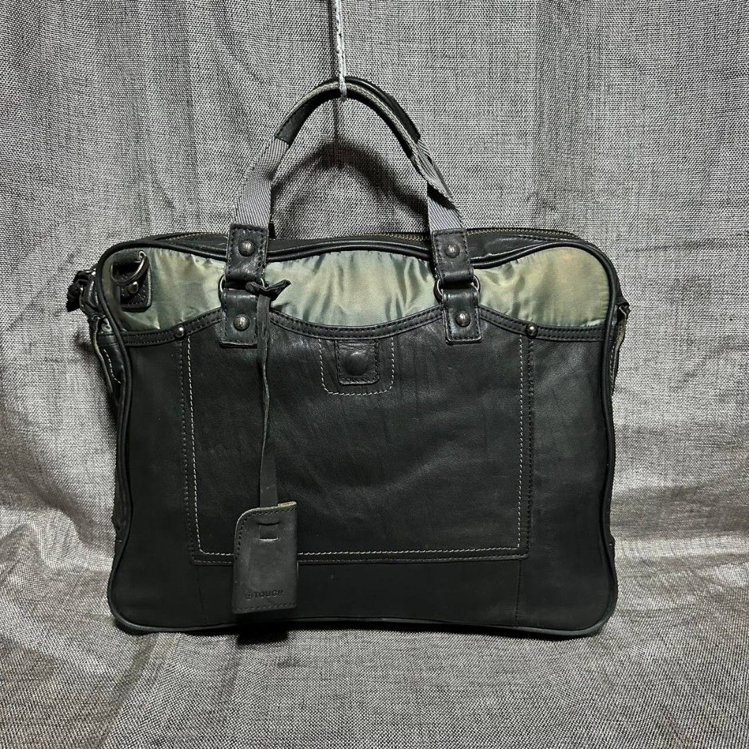 Tough Jeansmith Document bag (Category: Luxury Bags & Wallets) located in Manila. Submitted by greyinfash06839 (Listing ID 1319867218, Image 1). Description: 🤍Price: 2,999 pesos only 🤍Item: Tough Jeansmith Document bag 🤍Brand: Tough Jeansmith 🤍Matirial: Leather 🤍Quality: Original 🤍color: Black 🤍Size: Large 🤍Dimension. H: 11 L: 16 W: 6 🤍Sex: For men 🤍Issue: No sling 🤍Condition Rate: 8/10 🤍Other info:.