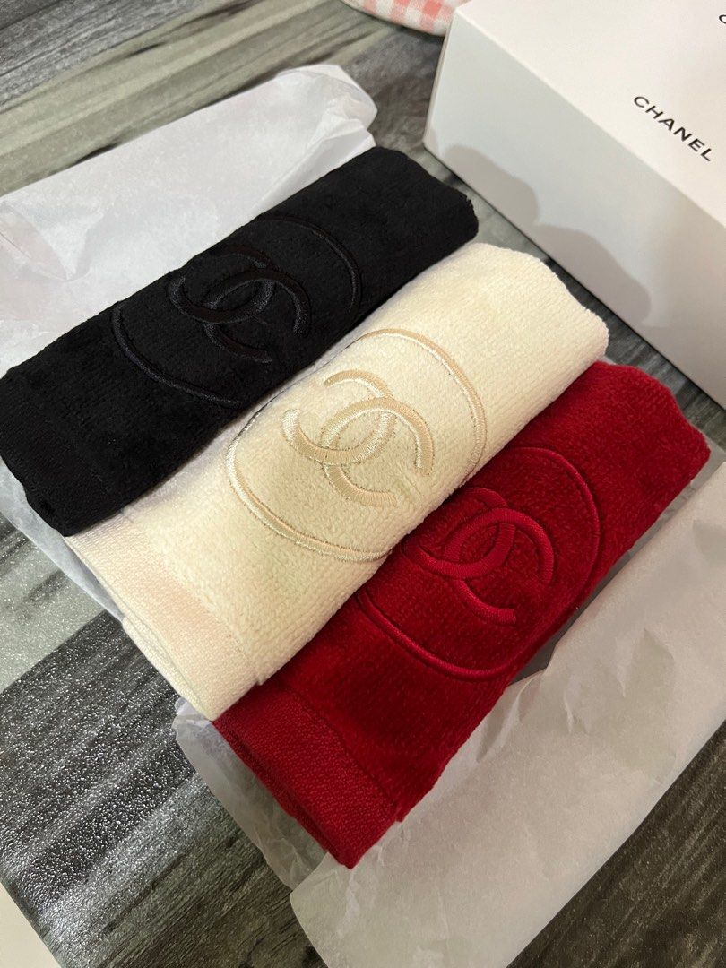 100 AUTHENTIC BRAND NEW Chanel La Collection 2024 Malaysia 3pcs 30cmx30cm Towels Towel Set Tricolor 3 Colors Gift with Purchase GWP