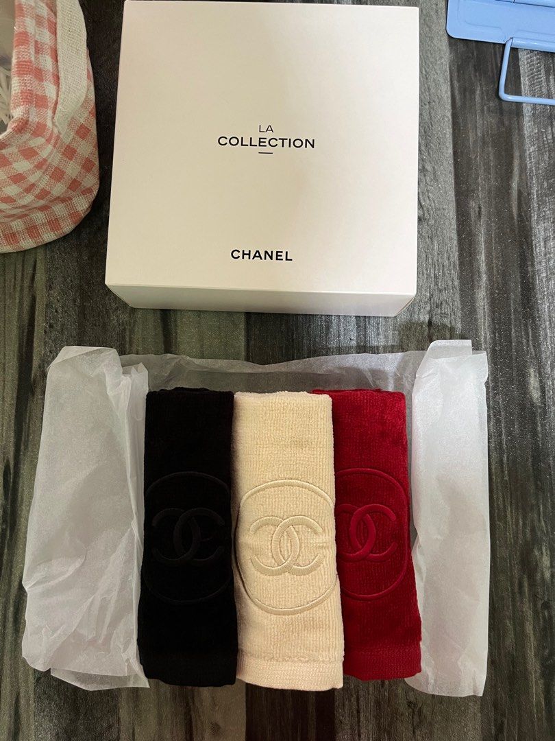 100 AUTHENTIC BRAND NEW Chanel La Collection 2024 Malaysia 3pcs 30cmx30cm Towels Towel Set Tricolor 3 Colors Gift with Purchase GWP