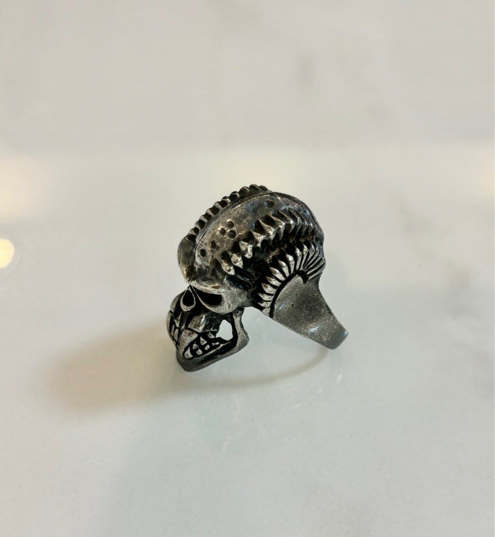 Alien Predator Ring (Category: Rings) located in Singapore. Submitted by inkpleasures (Listing ID 1319982475, Image 1). Description: Bought at $120 Inner Diameter: 2cm Cash n carry only. No postage/ mail! Delivery to your doorstep + $20, paynow 50% for delivery..